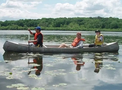group in canoe