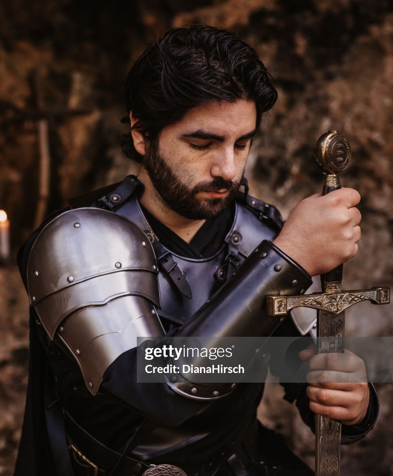 kneeling knight